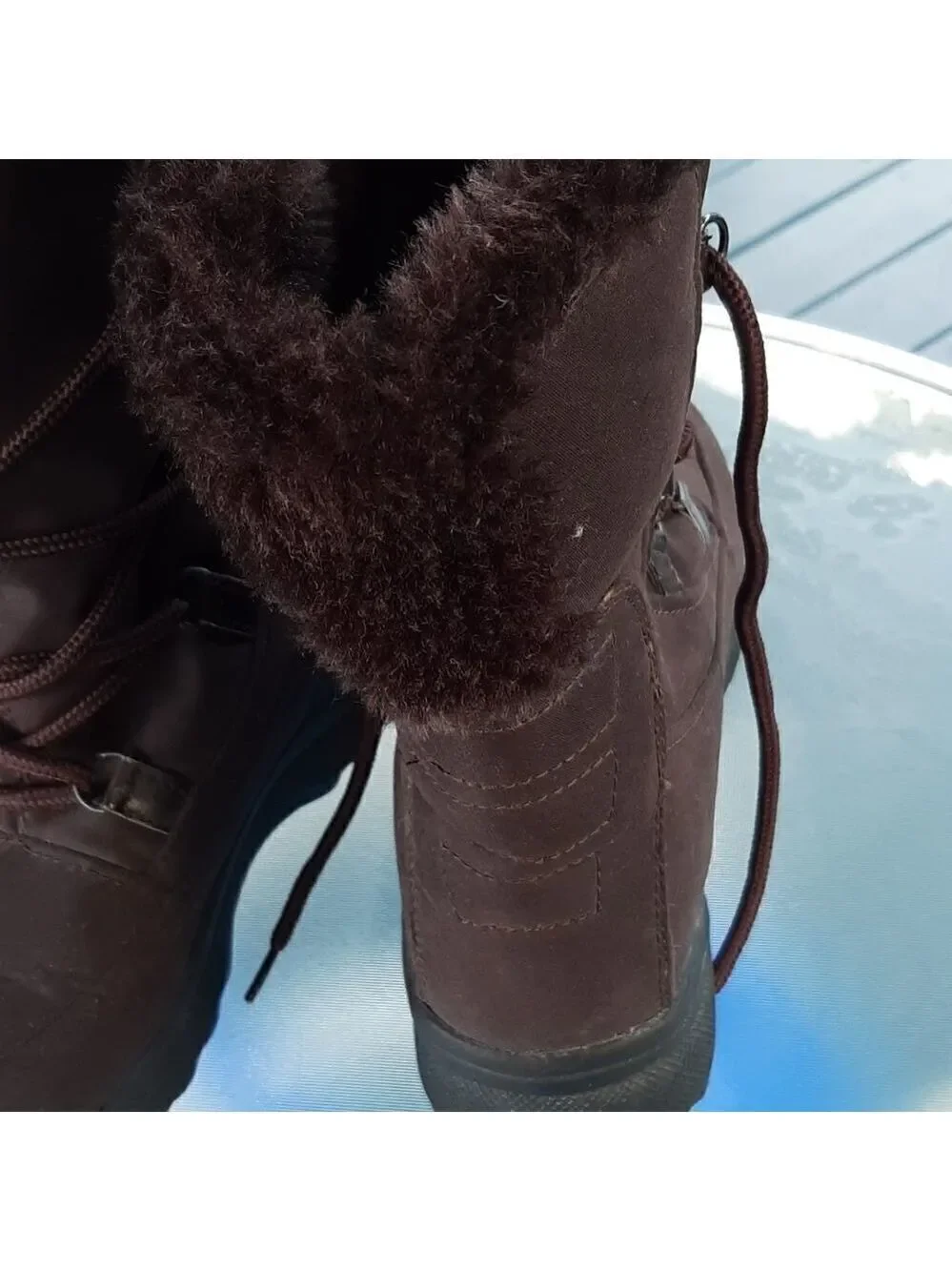Wanderlust  boots with shoelace